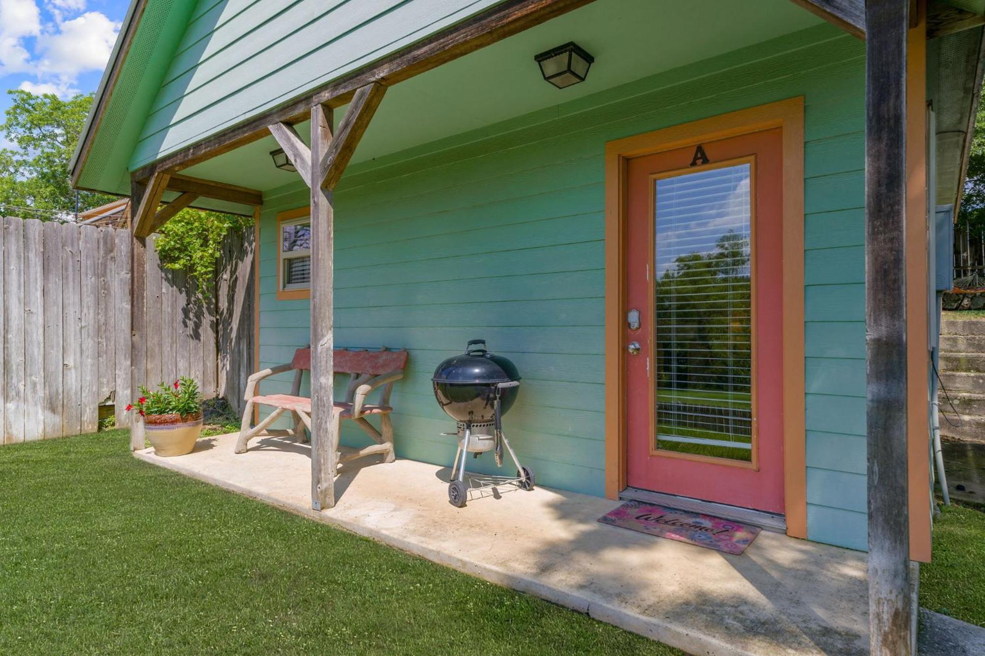 Blanco Riverside Cottages 外观 照片